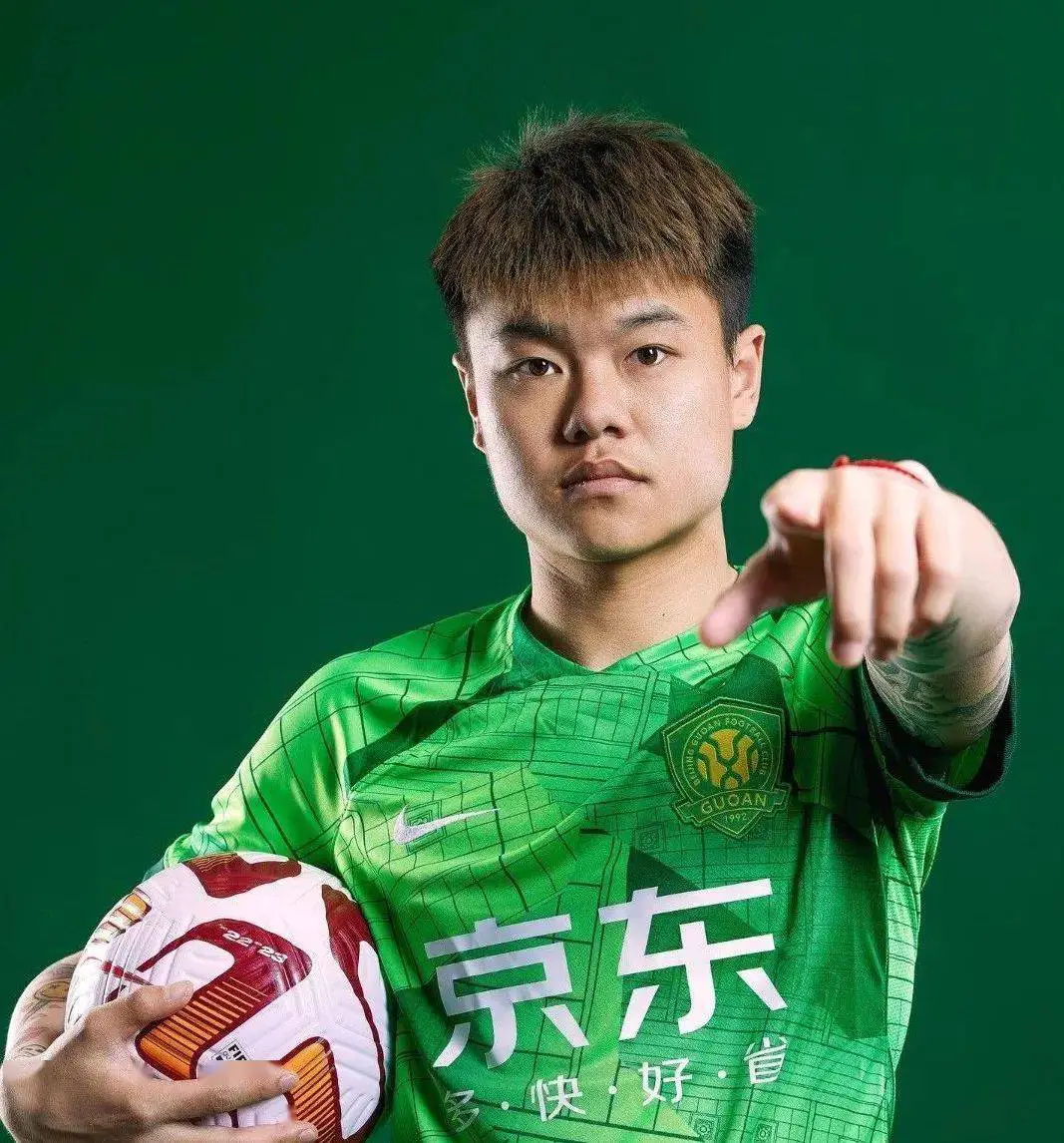 职业球员如何通过联赛提升竞技水平_0